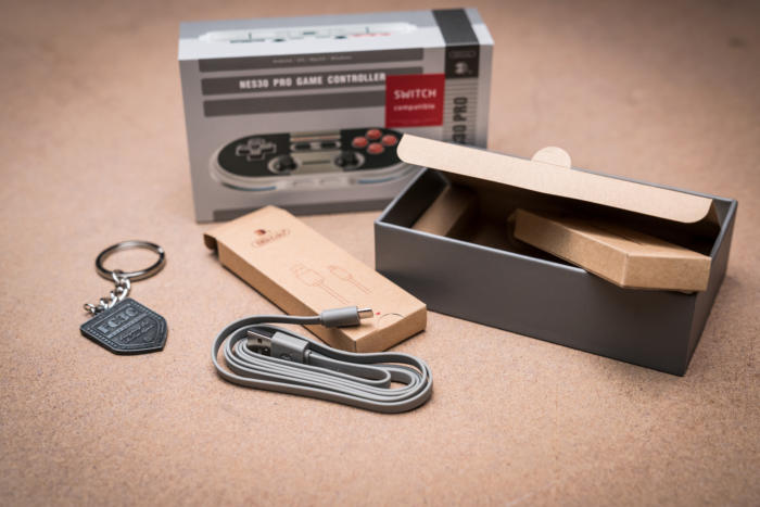 8BitDo N30 controller dettaglio